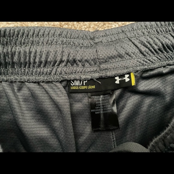 Men’s Under Armour Pants - Picture 4 of 4